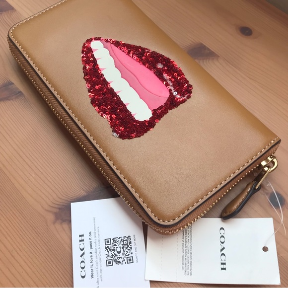 🥰 Coach X Tom Wesselmann Accordion Zip Wallet - Picture 7 of 11